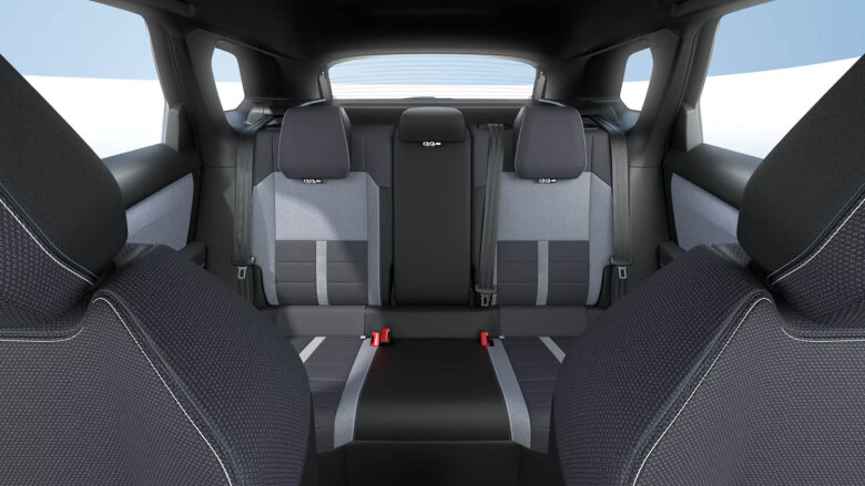 Vauxhall Grandland 170kW Design 97kWh 5dr Auto Electric Hatchback